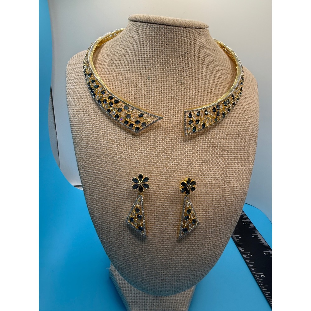 Gold Tone Navy‎ Blue Clear Stone Collar Necklace and Drop Earring Jewelry Set